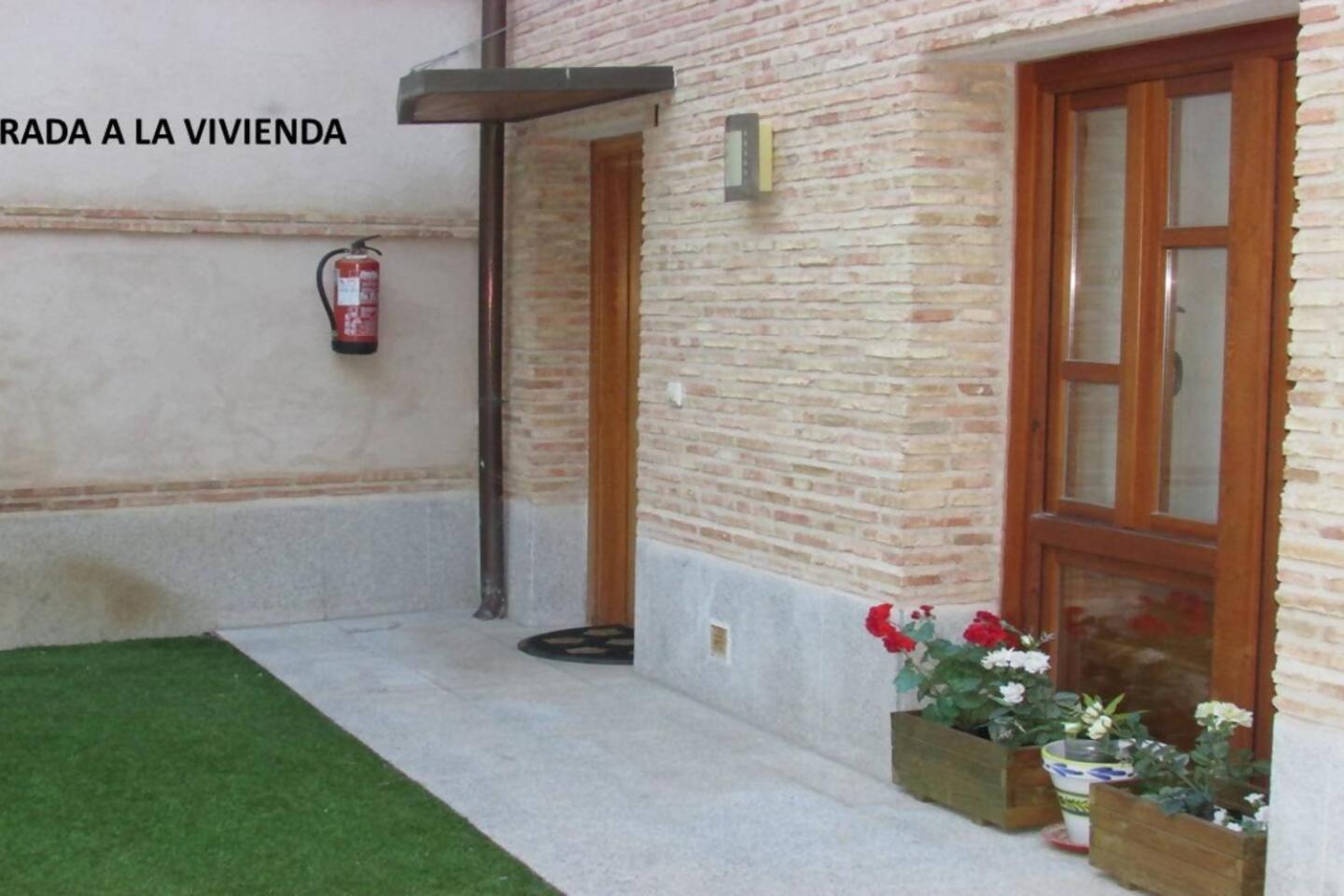 La Dama Del Jardin Del Nuncio
